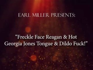 Freckle gezicht reagan & groot georgia jones tong & dildo fuck&excl;