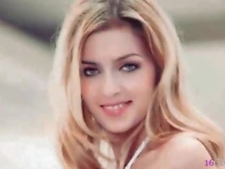 مدهش شقراء abigaile جونسون - 16babes.com