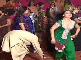 Nieuw groots bewitching mujra dans 2019 naakt mujra dans 2019 #hot #sexy #mujra #dance